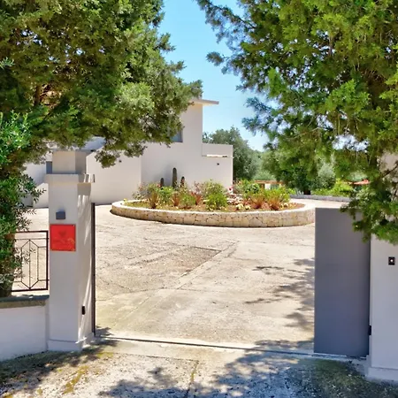 Corte Artemide Bed & Breakfast